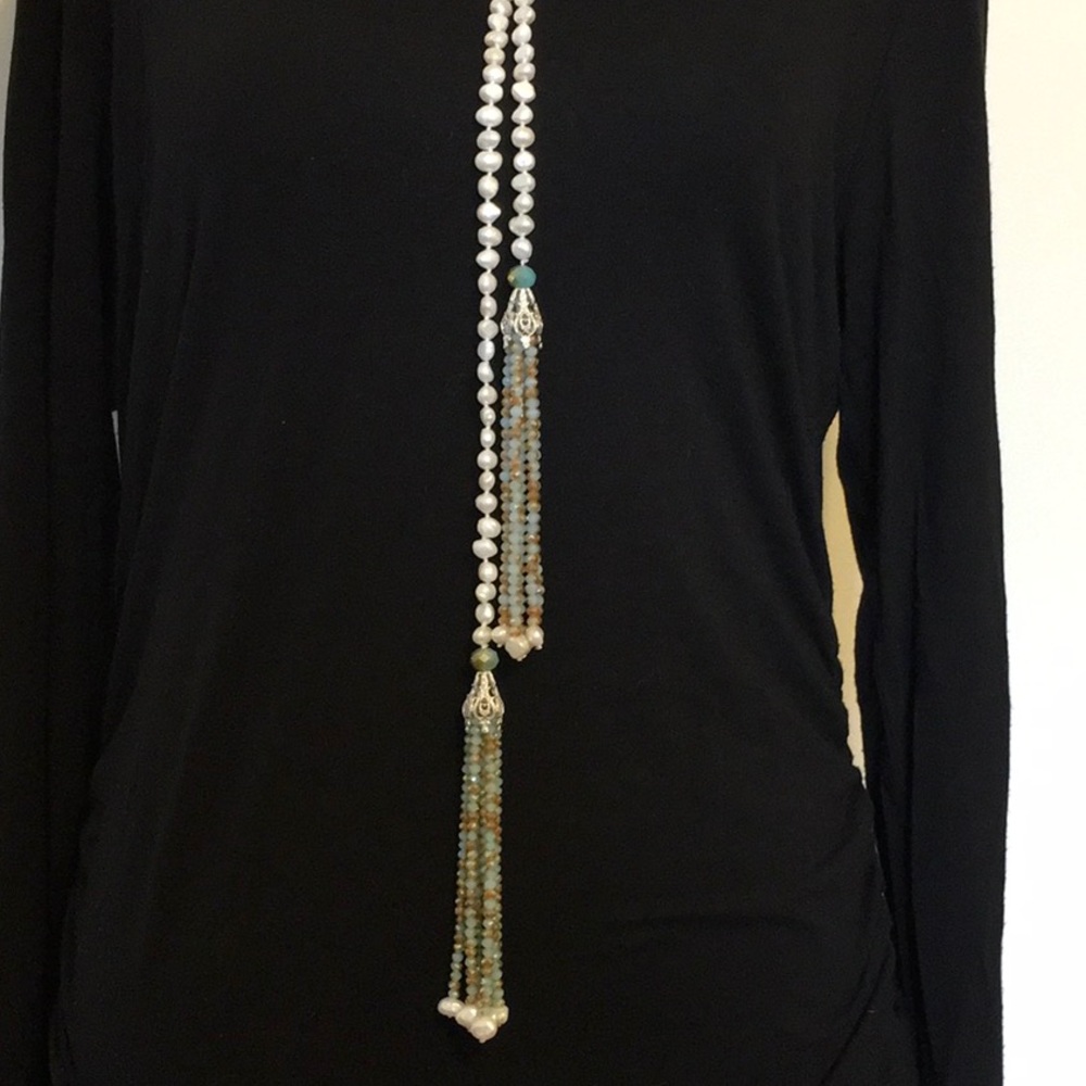 Gorgeous Genuine Freshwater Pearl & Crystal Lariat - Picture 5 of 8